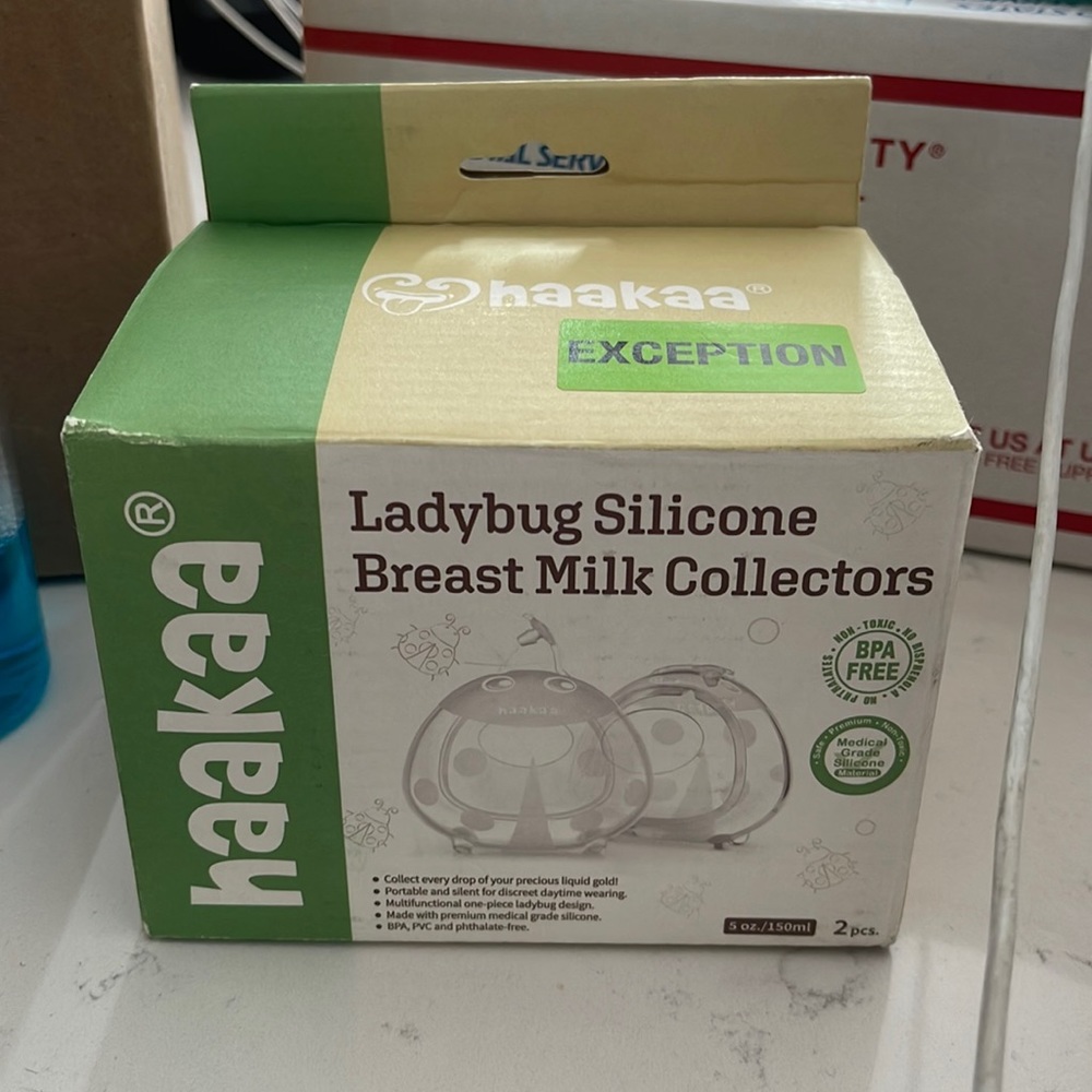 Haakaa ladybug silicone breast milk collectors